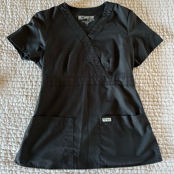 Grey’s Anatomy Scrubs - Picture 2 of 5